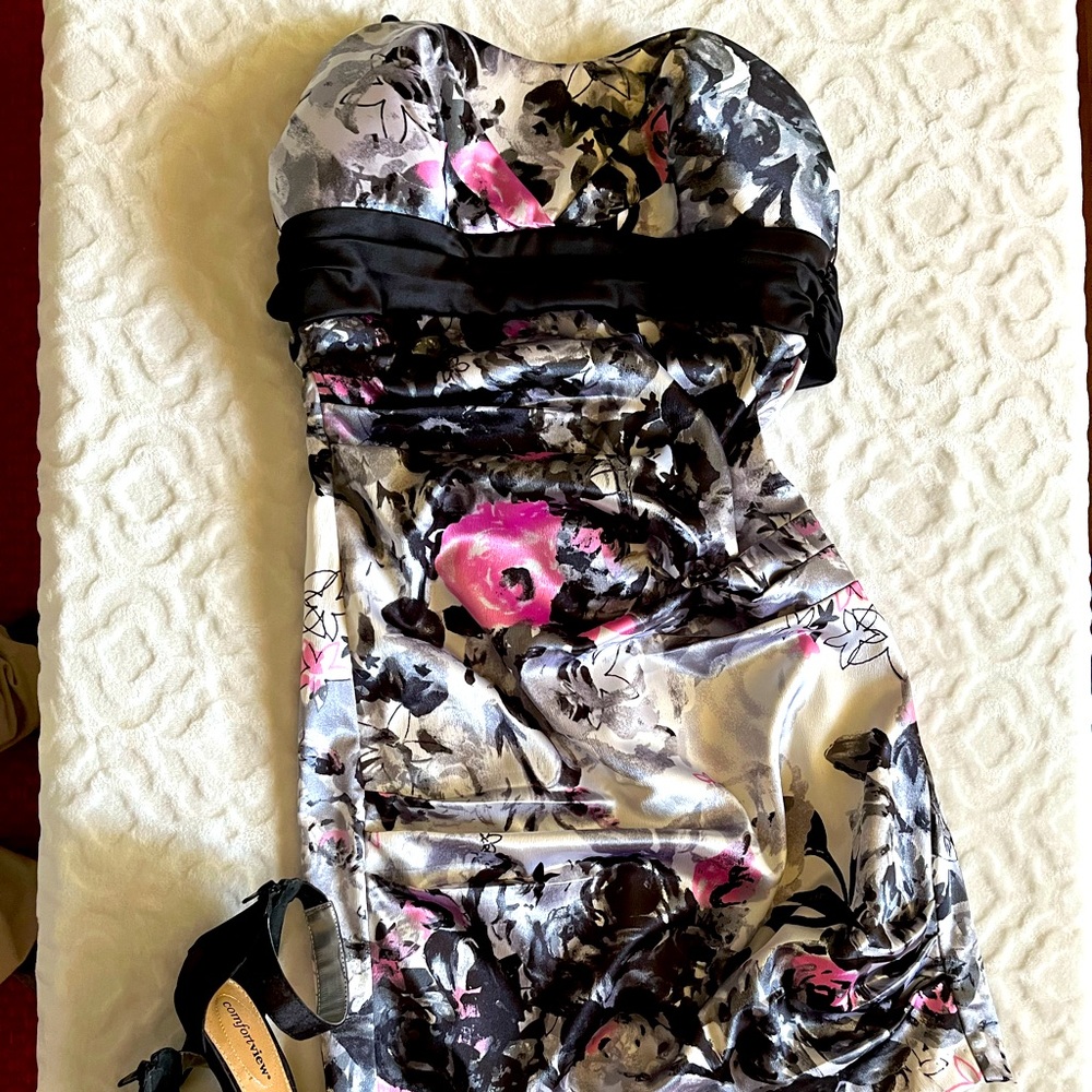 Floral mini dress